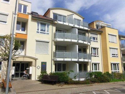 Betreutes Wohnen ab 50 Jahre - 2-Zimmer-Dachgeschoss-Wohnung am Sindelfinger Goldberg