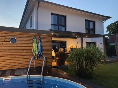 Moderne Stadtvilla in ruhiger Wohnsiedlung  - Komfort trifft  Nachhaltigkeit