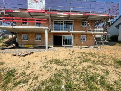 Erstbezug - Moderne Einliegerwohnung mit großer Südterrasse in Ohlsbach