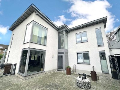 Architektenhaus und Mehrfamilienhaus auf großem Grundstück in gefragter Wohnlage