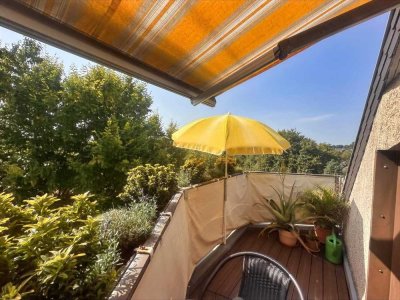 Über den Dächern von Mülheim! Sehr gepflegte 3-Raum-Maisonette Wohnung mit Balkon