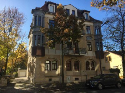 aparte 3-R.-Wng. mit EBK, Fußbodenheizung & Balkon