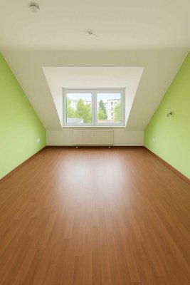 Schöne, zentrale 2- Zimmerwohnung mit Einbauküche zu vermieten