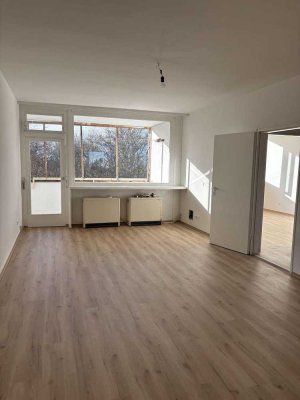 Frisch renovierte 3-Zimmer Wohnung mit Balkon[VAC-18570]