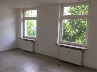 Hafenviertel Süd-Ost ! Gepfl. 2 Zimmer 44m²  Wohnung mit Duschbad, Fliesenboden !