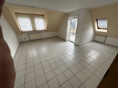 Ein bezauberndes Zuhause mit einer Einbauküche + Garage