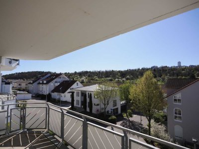 Hell, gepflegt, mit Ausblick: 2,5-Zimmer-Wohnung in Besigheim