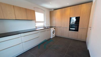 Großzügiges Wohnen im Altbauflair – 5 Zimmer Wohnung mit exklusive Einbauküche