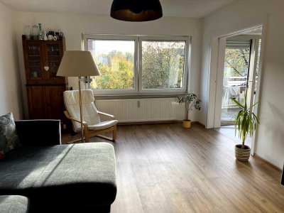 Sehr ruhige und zentrale Wohnung mit Südwestbalkon