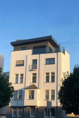 Luxus-Penthouse mit Dachterrasse und Kamin – Möbliertes Wohnerlebnis auf höchstem Niveau!