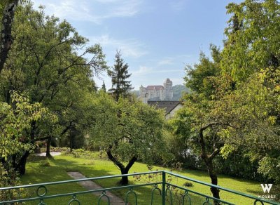 Historisches Haus mit direktem Burgblick, großem Garten &amp; vielseitigem Potenzial – in Top-Lage Maria Enzersdorf!