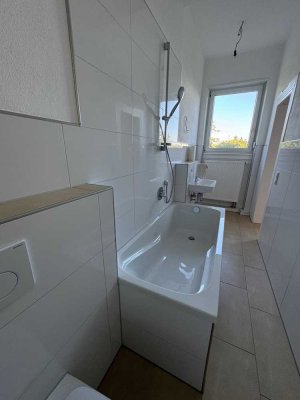 Sanierte Altbauwohnung in der Innenstadt mit Garage und Gartenmitbenutzung