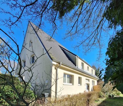 [Anfragestopp] Renovierte 2,5 Zimmer Wohnung in Edendorf