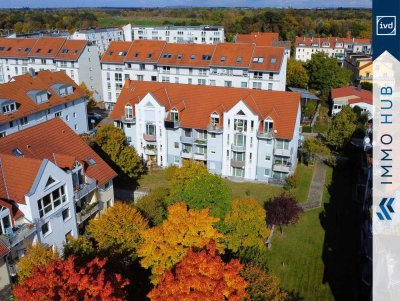 ++ Lichtdurchflutete DG-Wohnung mit offener Wohnküche & Tiefgaragenstellplatz ++