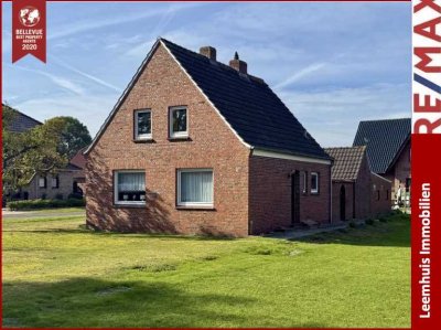 Handwerker aufgepasst!
Einfamilienhaus mit großem Grundstück!