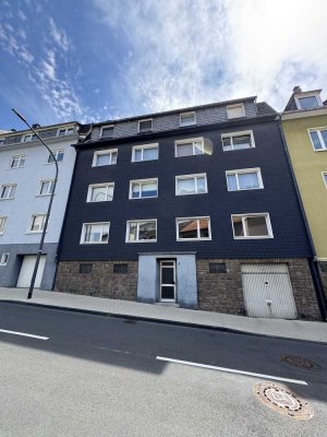 Hochparterrewohnung mit 2,5 Zimmer und Balkon am Hesselnberg