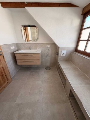 Freundliche, modernisierte 2-Zimmer-Wohnung zur Miete in Mundelsheim