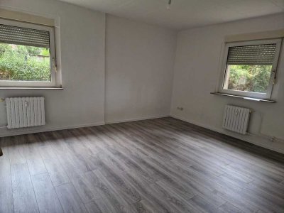 Frisch renovierte 2-Zimmer-Wohnung in ruhiger Lage