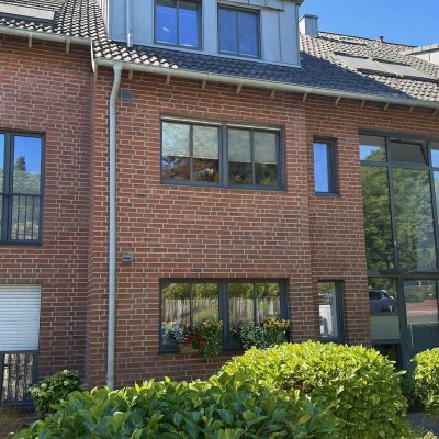 hochwertige 3-Zimmer Wohnung mit großzügiger Loggia im Herzen von Speldorf