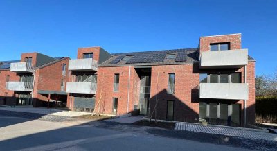 Helle, moderne 3 Zimmer Erdgeschosswohnung (Glasfaser, Terrasse, Wallbox, Wärmepumpe) im Rosendorf