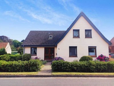 Geräumiges EFH mit Sauna, Glas-Terrasse & großem Grundstück - Schiffdorf-Sellstedt • provisionsfrei
