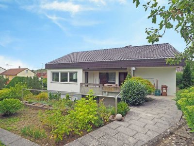 Einfamilienhaus mit Einliegerwohnung und großem Grundstück in Wellingen