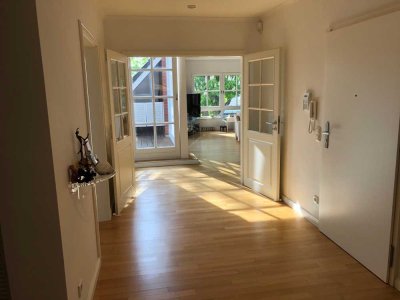 HAMBURG WEST • OTHMARSCHEN • 2 EBENEN ARBEITEN+WOHNEN • 6 ZIMMER • 212m² • 3 Bäder • Dachterrasse