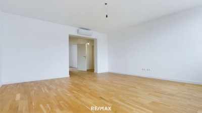 TOP PREIS ERSTBEZUG Wohnung mit 3 Zimmer und Klimaanlage
