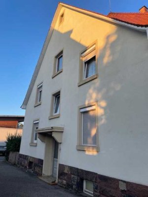 Schöne stadtnahe 3 Zimmer Wohnung ab 01.01.2026 zu vermieten
