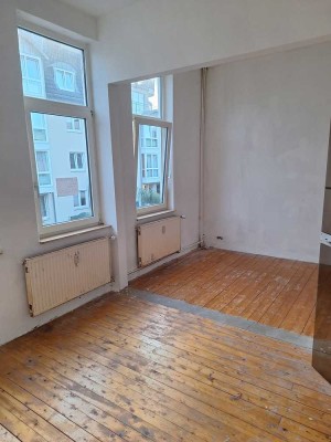 renovierungsbedürftige 2-3 Zimmer Wohnung ohne Balkon in ruhiger lage von Alt Findorff