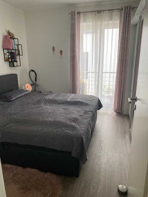 Moderne helle Wohnung im 1. OG incl. Küche