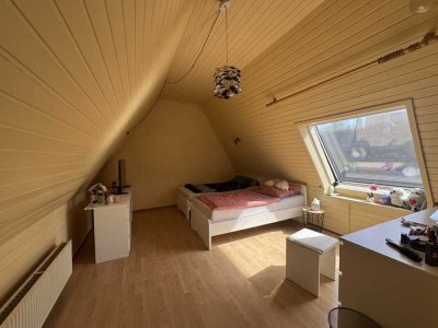 Wohnen mit Dachterrasse - Großzügige 4-Zimmer-Wohnung im Herzen von Peine