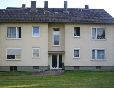 Gepflegte 2 ZKB am Fuße des Philippinenhofes!