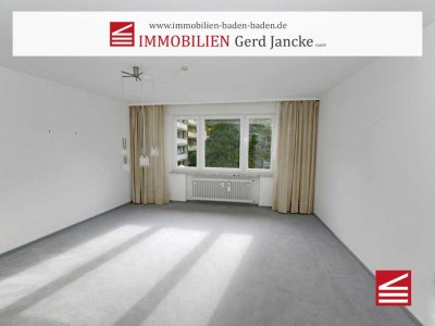 Baden-Baden, gut geschnittene Vier-Zimmer-Wohnung mit Balkon, Garten u. Garage!