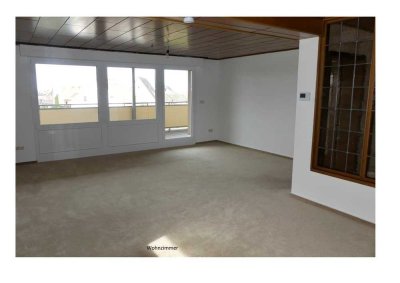 Ruhige 4 Zimmerwohnung mit großem Balkon