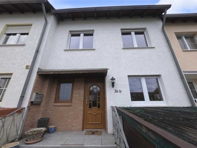 *Charmantes Reihenmittelhaus mit Potenzial in begehrter Lage von Elsen*