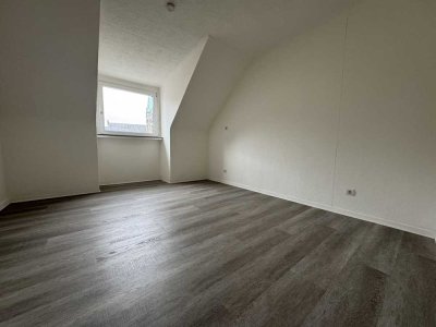 *Gemütliche Dachgeschosswohnung in zentraler Lage*