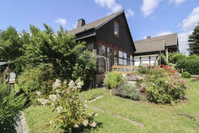 Bezugsfreies Einfamilienhaus mit Doppelgarage und Sonnengarten in Kleinolbersdorf