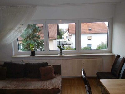 Schöne 2,5-Zimmer-Dachgeschoss-Wohnung in Dietzenbach