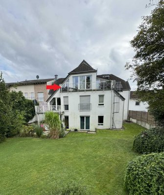 Moderne Dachgeschosswohnung mit Galerie, Balkon & TG-Stellplatz in ruhiger Lage von Würselen