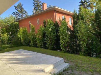 Traumhaftes Doppelhaus mit Grünblick - Erstbezug