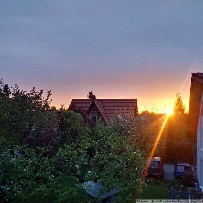 GROßZÜGIGES REIHENMITTELHAUS - RAUMWUNDER - MIT KLEINEM GARTEN - PROVISIONSFREI
