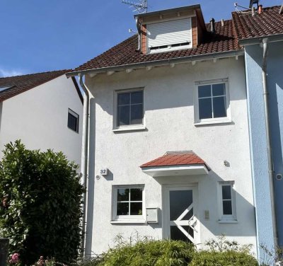 Sonniges Reihenendhaus mit schönem Garten!