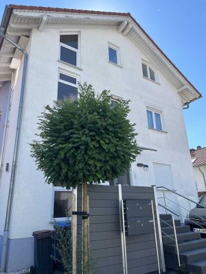 3-Fam.Haus mit Souterrainwohnung Provisionsfrei !!!