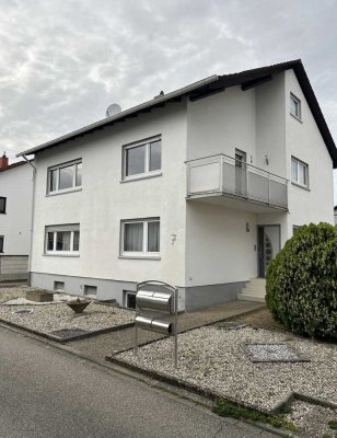 Helle 3,5-Zimmer Wohnung mit Balkon in Linkenheim-Hochstetten