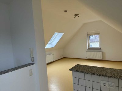 Freundliche 2-Zimmer-Dachgeschosswohnung in Gießen