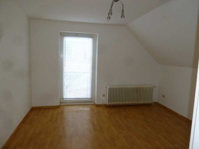 Ansprechende 3,5-Zimmer-DG-Wohnung in Braunschweig-Leiferde