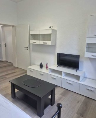 HÜRTH-EFFEREN - NICHTRAUCHERWOHNUNG , LÖFFELFERTIG , MÖBLIERT 28 qm