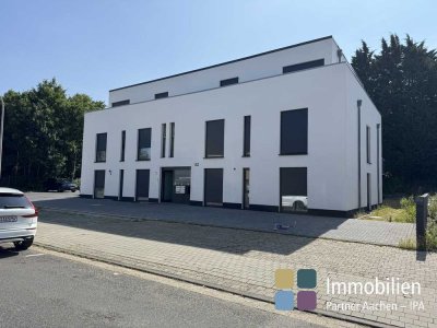 IPA - moderne 3 Zimmer Wohnung im 1. OG - sofort bezugsfrei.