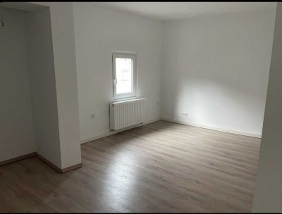Nachmieter für 3 Zimmer Wohnung im Zentrum von Münchberg
